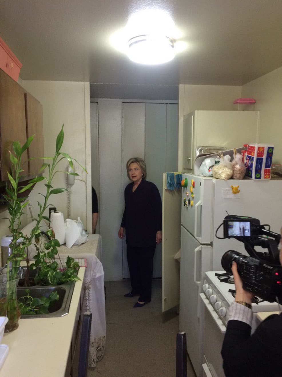 Hillary Clinton in the kitchen