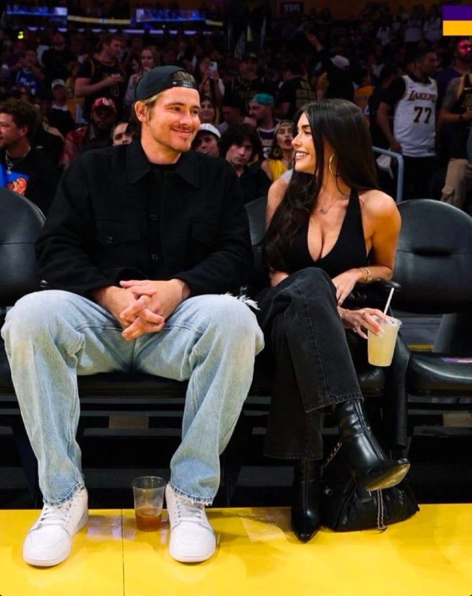 Justin Herbert & Madison Beer