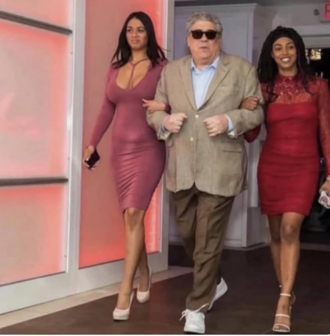 Vincent Pastore (Big Pussy) Aura