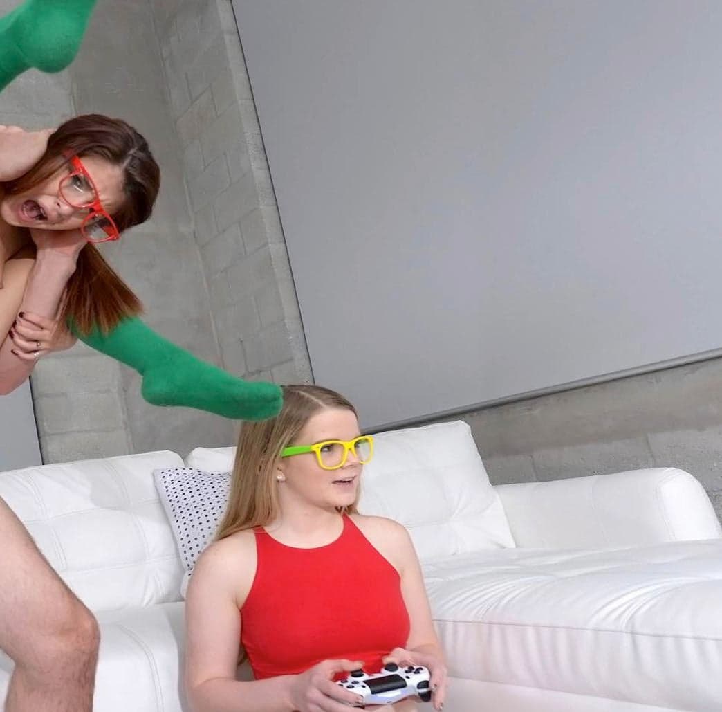 Girl gaming flexible distraction