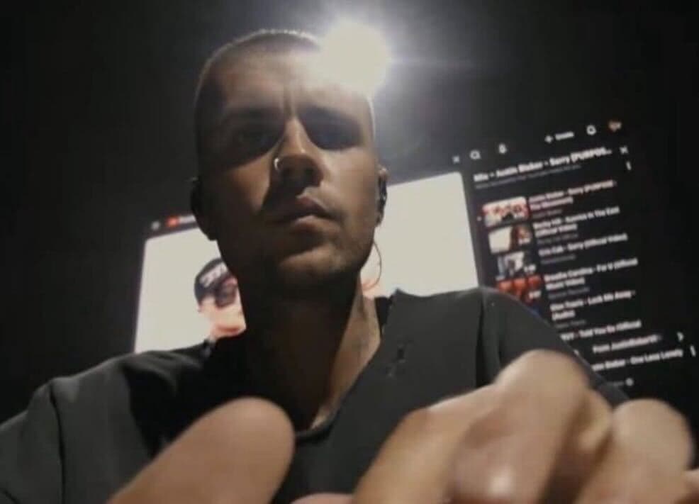 Justin Bieber Coachella Laptop